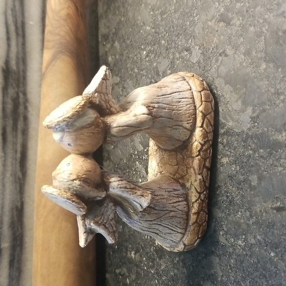 Vintage 1978 Newell's Mold "Kissing Angels" - Picture 1 of 8